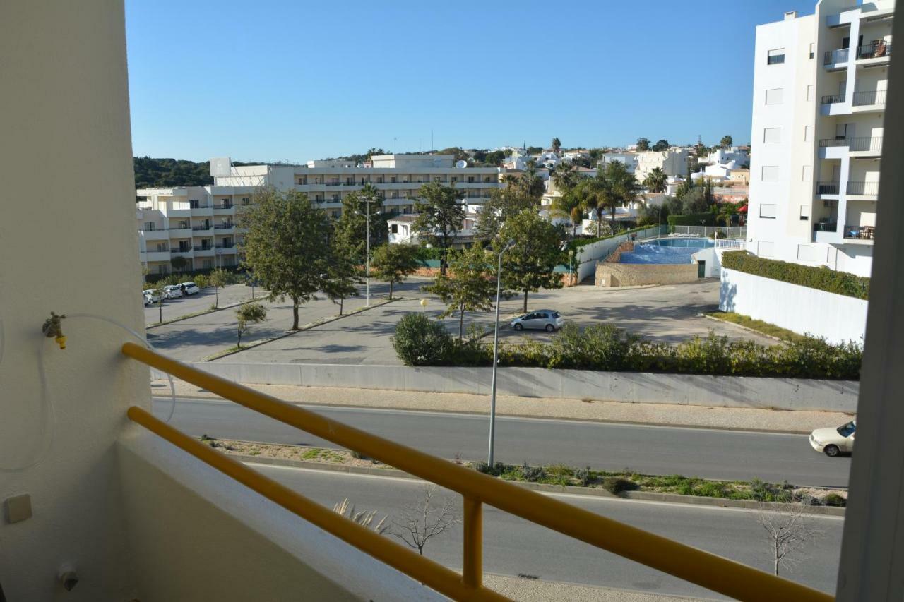 Apartamento Estrela Do Mar A 50 Metros Da Praia アルマカオ・デ・ペラ エクステリア 写真